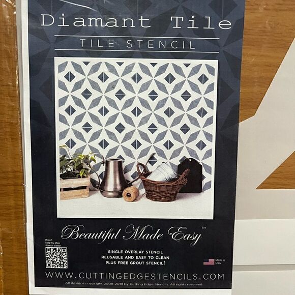 Diamant Tile Stencil large tacky spray and brush - Picture 8 of 9